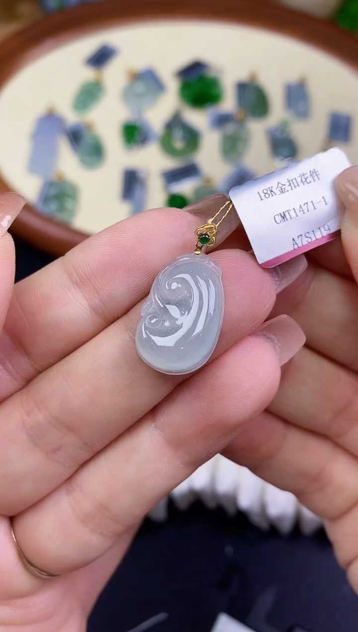吊坠(不含链)18K金镶嵌翡翠如意18K金扣镶嵌@@CMT