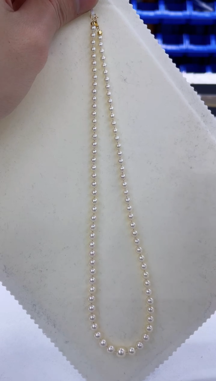 颈饰18K金镶嵌海水珍珠  