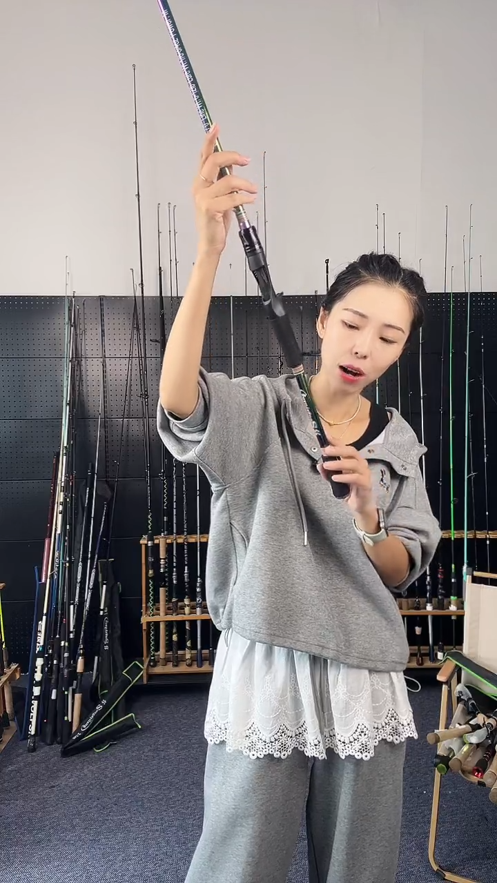 1.8m以下碳素6号七彩2.1米枪柄（瑕疵尾货竿，没有售后，介意勿拍）