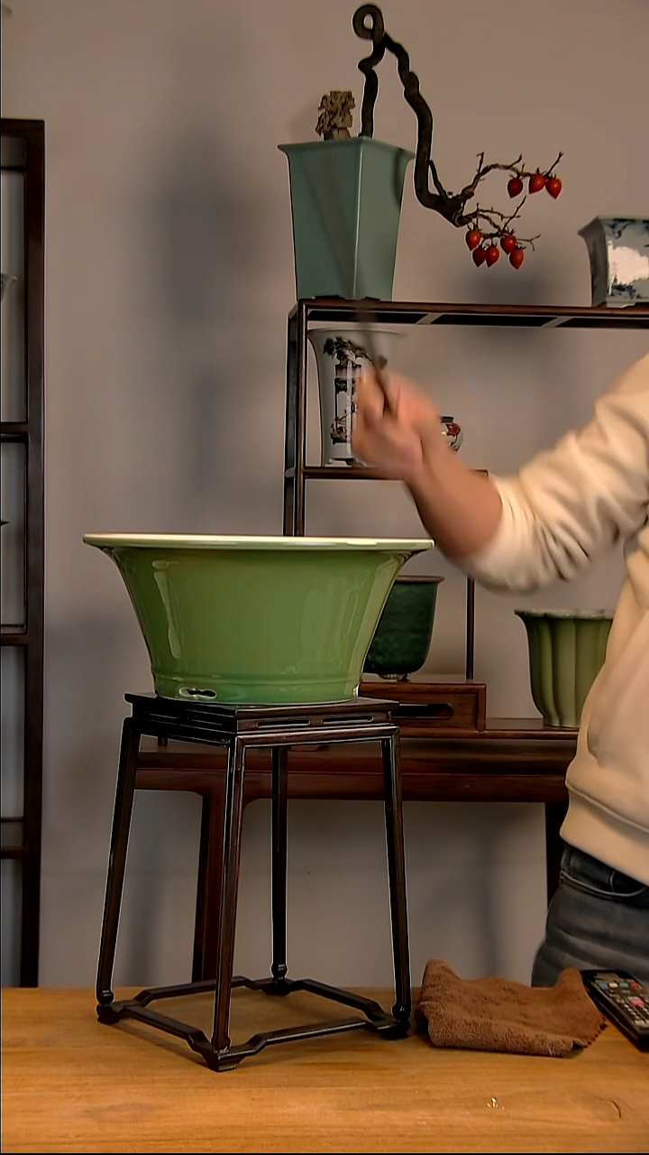 景德镇手工陶瓷花盆