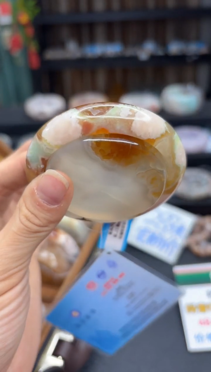 【闪购商品】石英质玉手镯未镶嵌538（55圈赠送镯心）