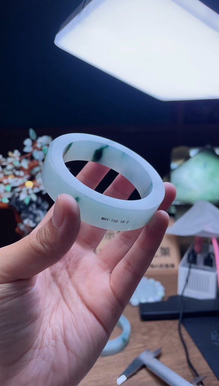 【闪购商品】定制翡翠手镯未镶嵌定制 分单定金尾款