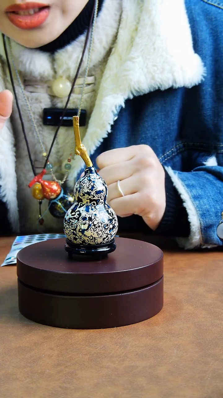 【闪购商品】69直播一物一图大漆酒葫芦送底座送挂绳