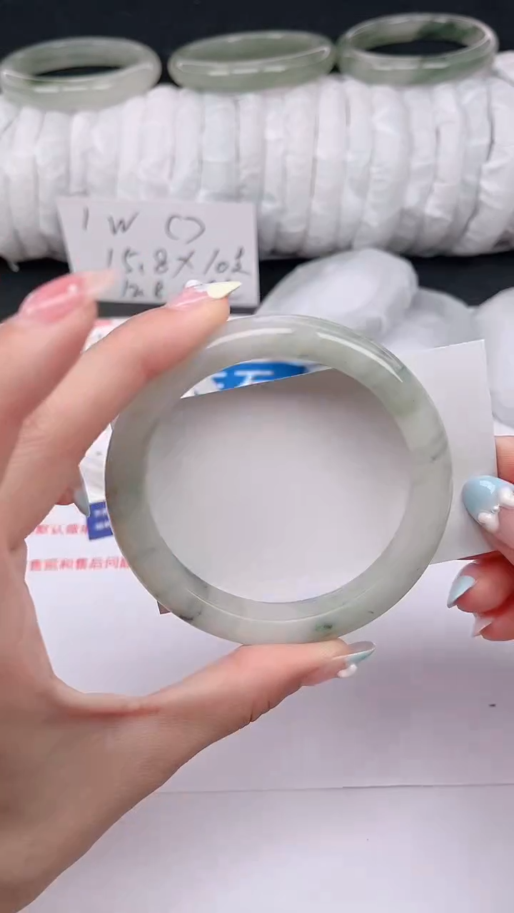 石英质玉手镯未镶嵌450-61/62