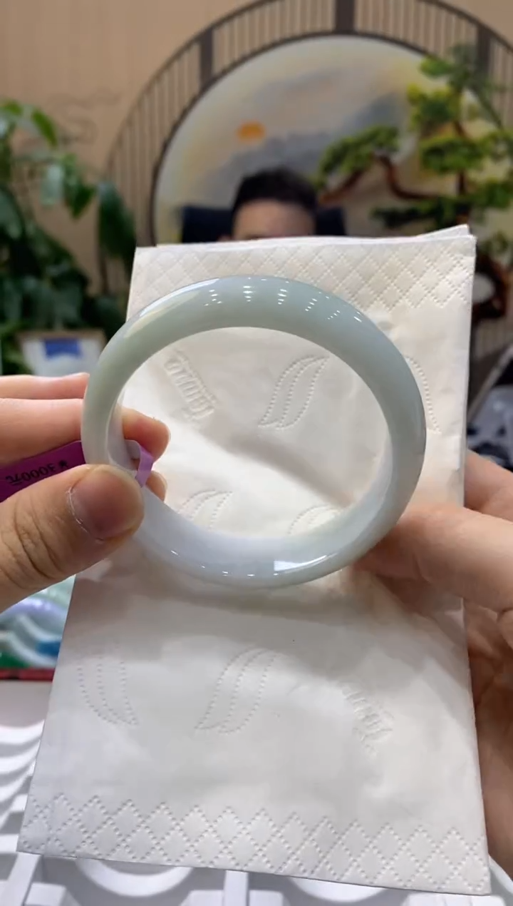 【闪购商品】翡翠手镯未镶嵌000009095