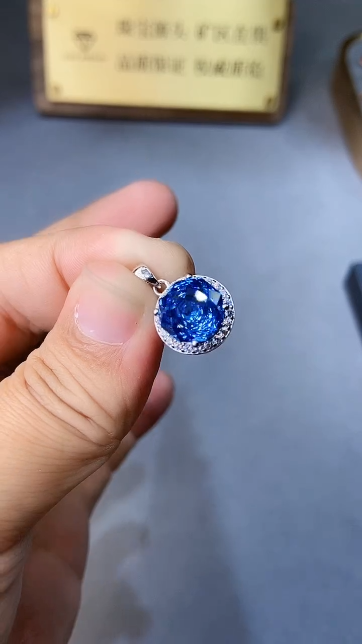 【闪购商品】托帕石颈饰银S925镶嵌354