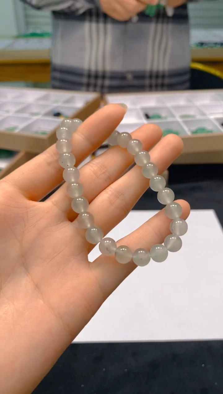 【闪购商品】石英质玉手链未镶嵌350
