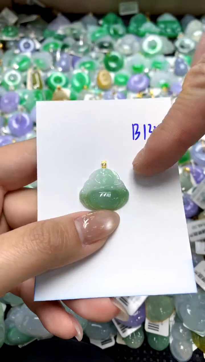 【闪购商品】翡翠颈饰18K金镶嵌1111111111111111
