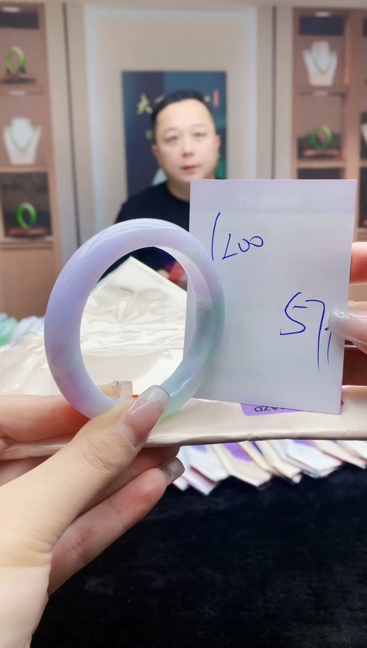 【闪购商品】翡翠手镯未镶嵌   H86-8