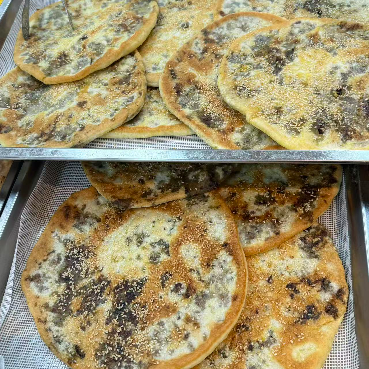 手工现做：梅干菜肉饼