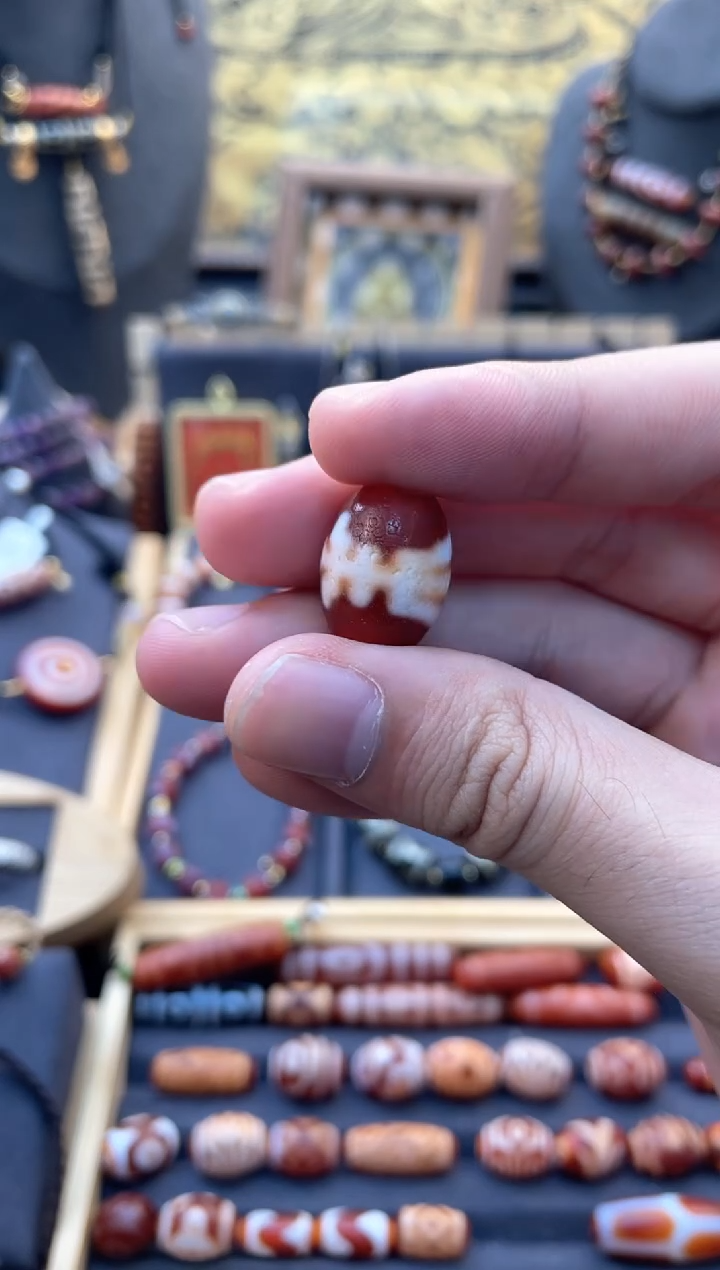 未镶嵌颈饰玛瑙/玉髓（覆膜）金蟾红肉贵人单珠