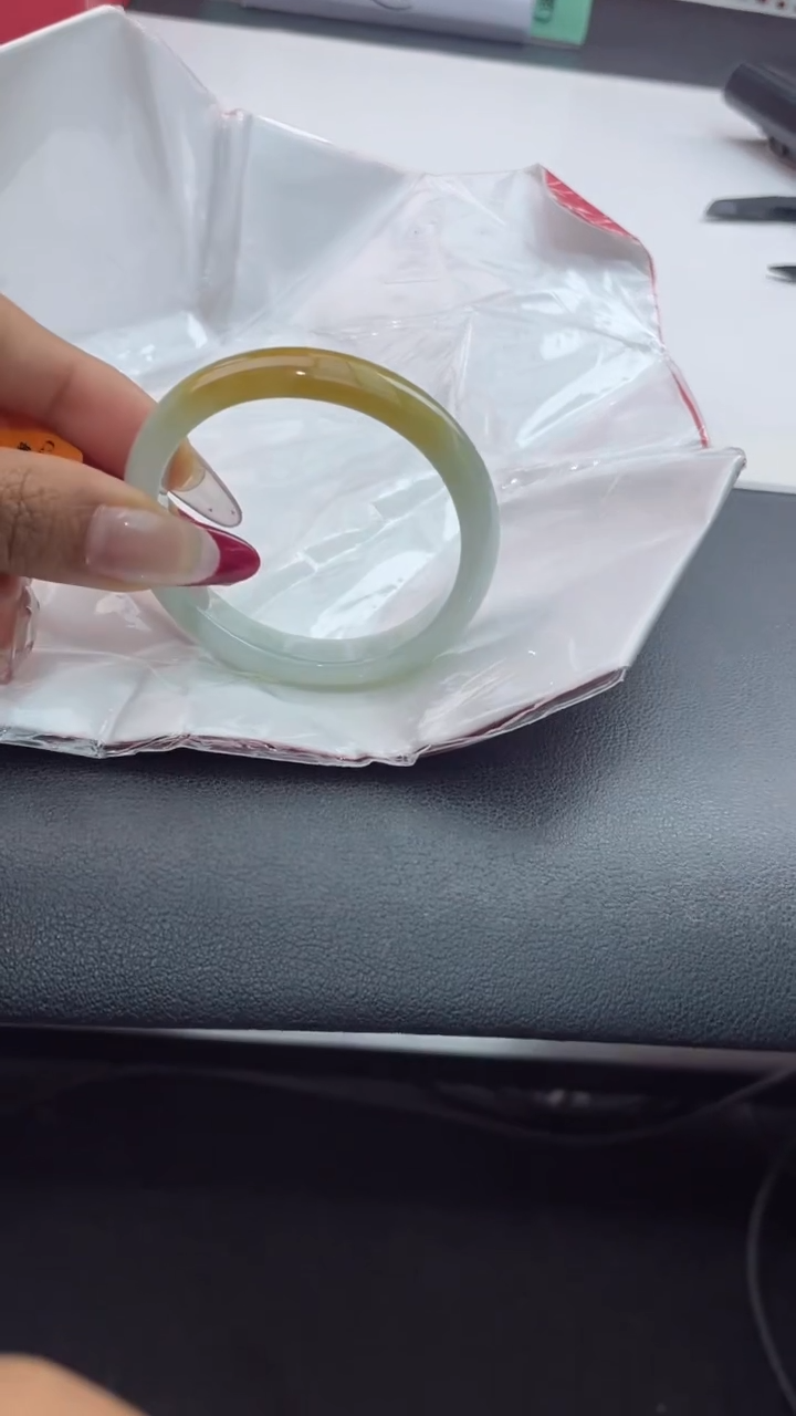 【闪购商品】翡翠手镯（贵妃镯）未镶嵌7翡翠手镯