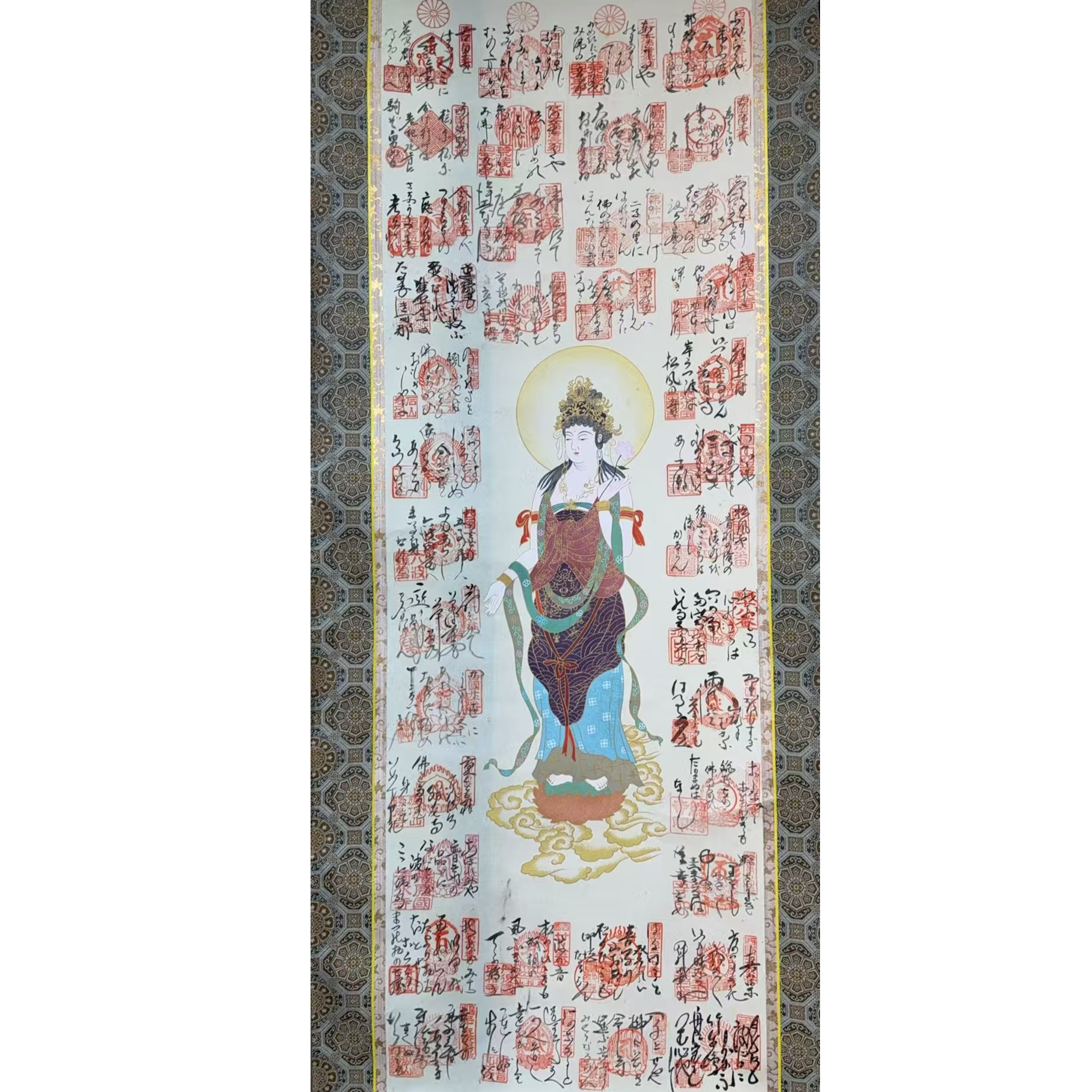 盛世佳作回流绘画人物立轴48.135 5.8平尺