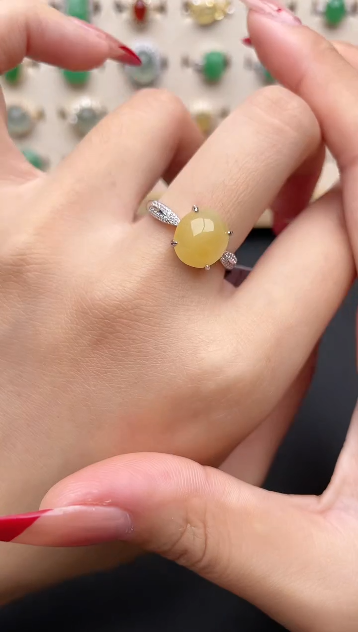 【闪购商品】翡翠戒指银S925镶嵌一物一证一礼盒