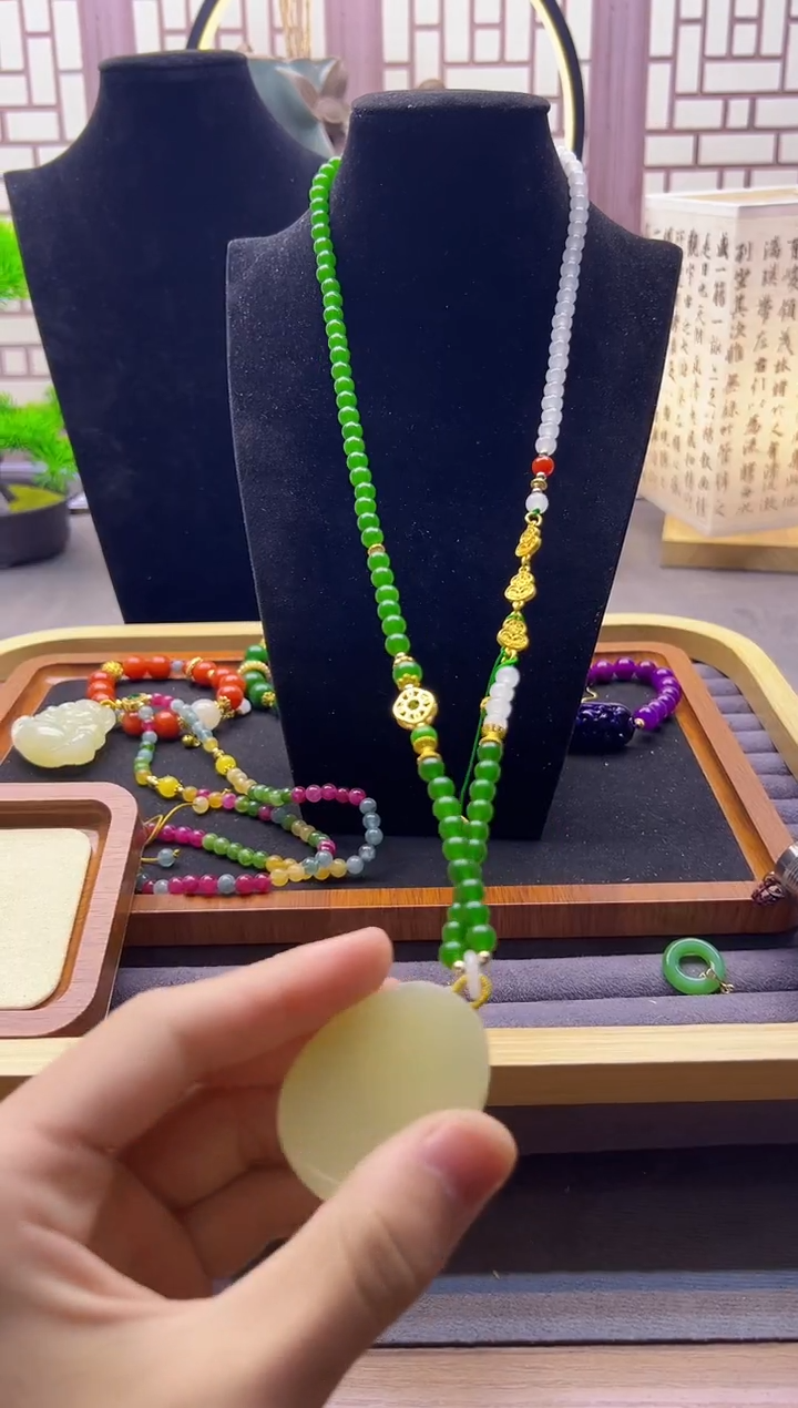 【闪购商品】和田玉颈饰14K金镶嵌X822          