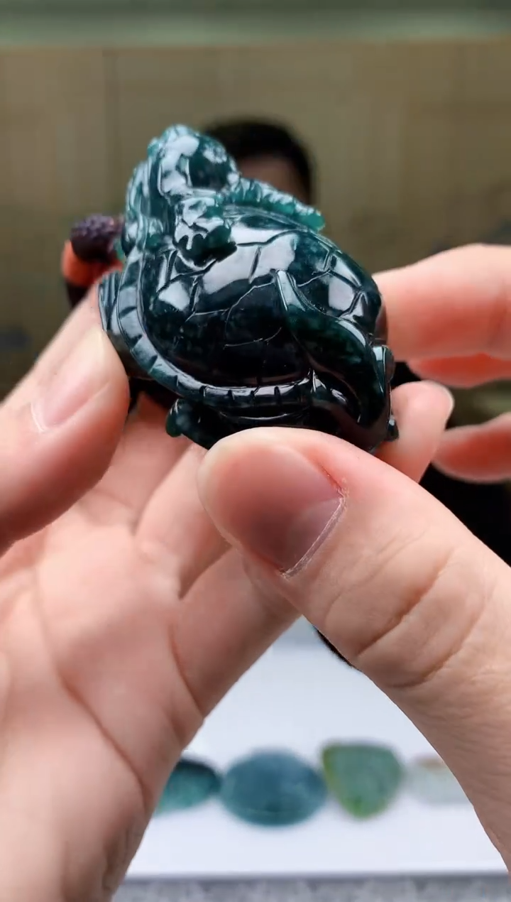 【闪购商品】定制翡翠未镶嵌5152bb-毛货挂件40