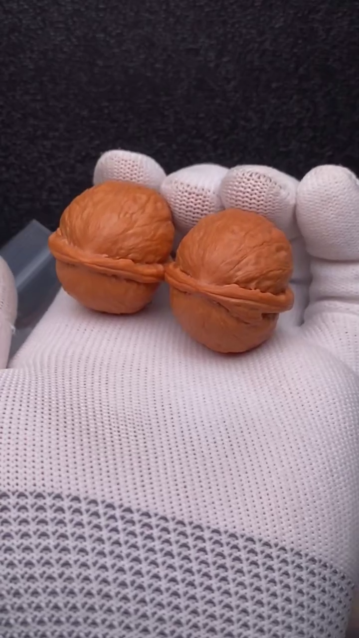 【闪购商品】文玩核桃把件金珠