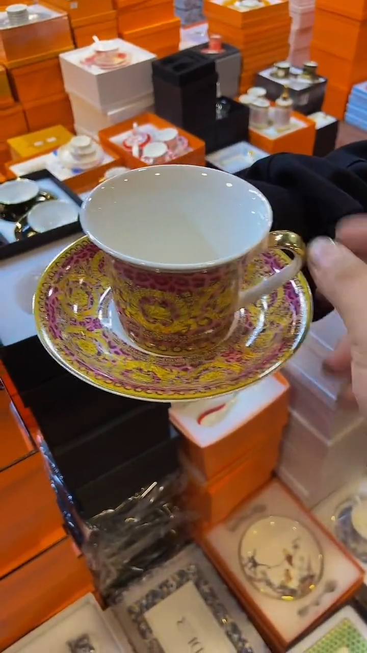 【闪购商品】鸿辉家品牌瓷器，京东包邮！