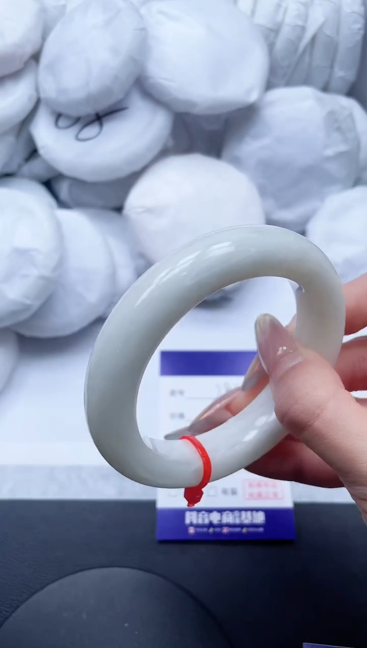 【闪购商品】和田玉手镯未镶嵌19L282-57