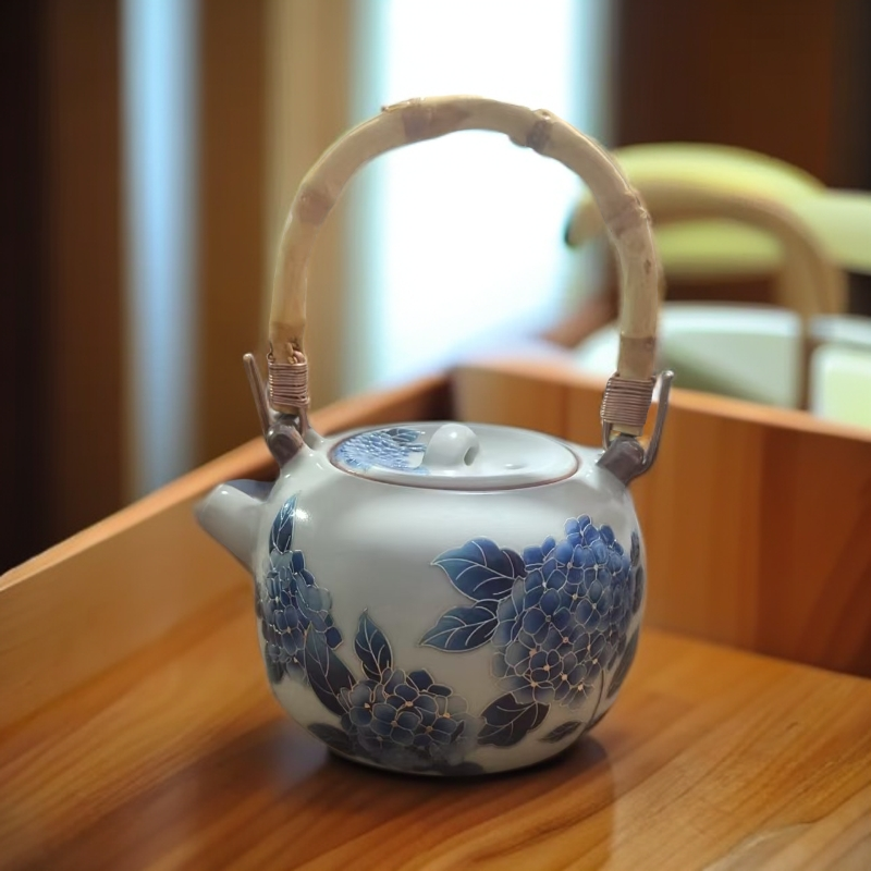 蝶恋花汝窑中式提梁壶