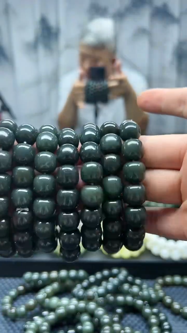 手串未镶嵌和田玉且末蓝老型微糖卡14纯天然拍一发一