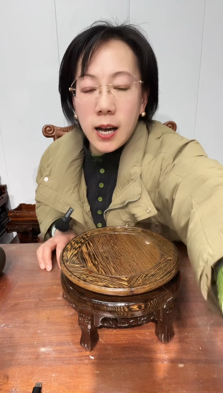 木冬*。鸡翅木虎头几20*22*12.5