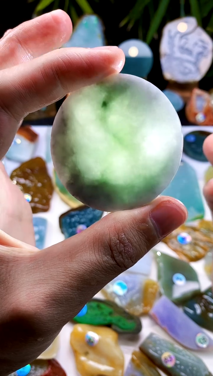 定制翡翠未镶嵌翡翠