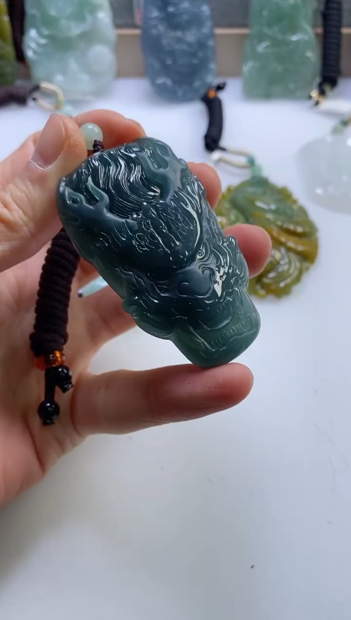 【闪购商品】翡翠挂件未镶嵌