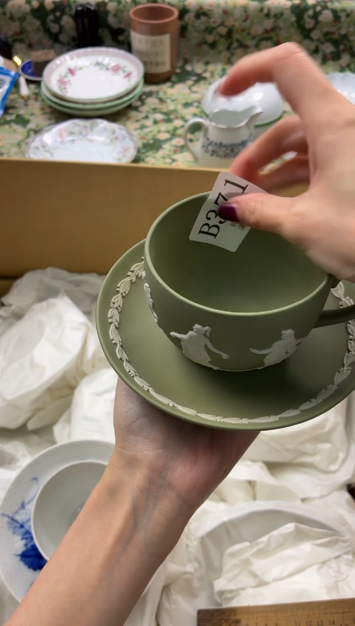 瓷片菲****?       B371