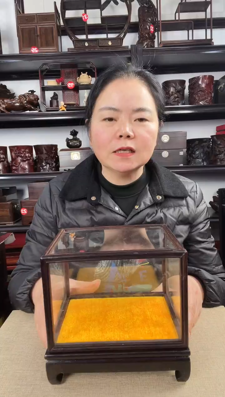 木玻璃罩1老李红木工艺品