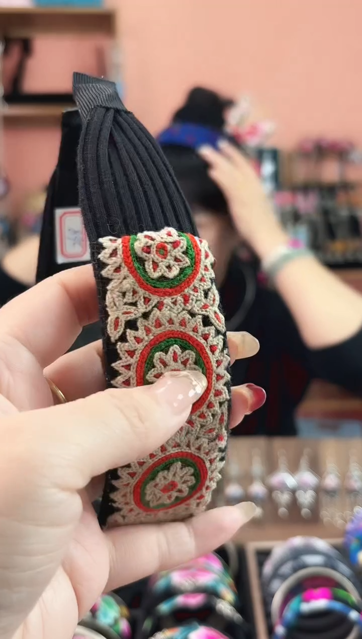 织绣艺枝独绣手工饰品162