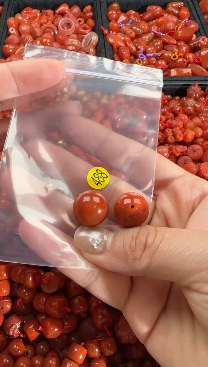 【闪购商品】南红玛瑙颈饰未镶嵌1
