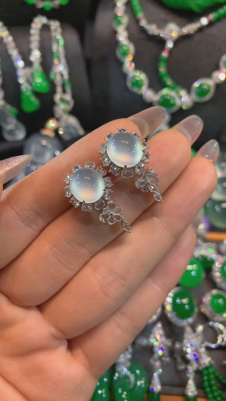 【闪购商品】翡翠耳饰18K金镶嵌耳饰