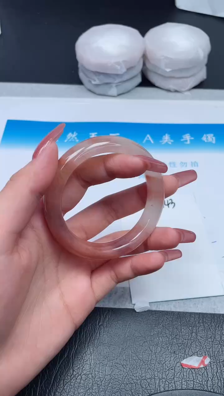 【闪购商品】石英质玉手镯未镶嵌943-53