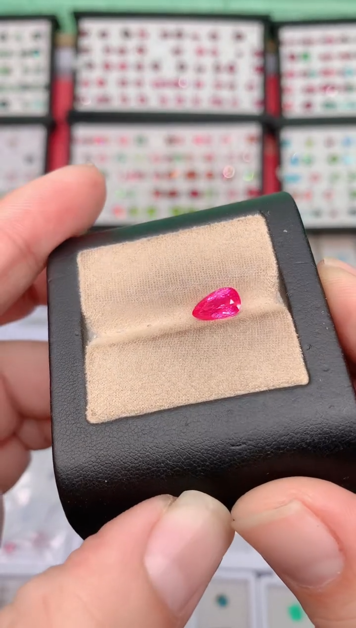 裸石尖晶石1.22ct送吉尔德小产地