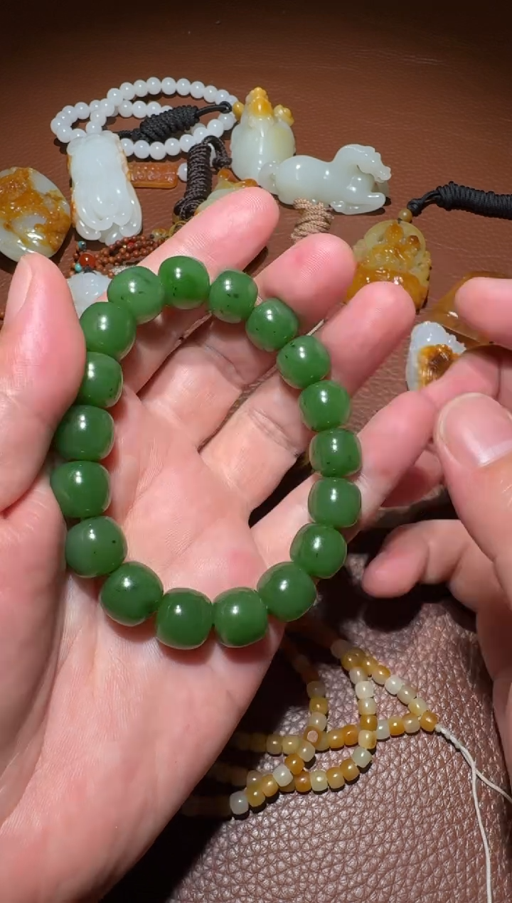 手链未镶嵌和田玉大**烟和田玉