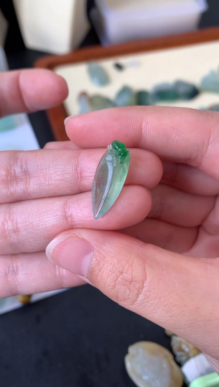 【闪购商品】定制翡翠未镶嵌翡翠