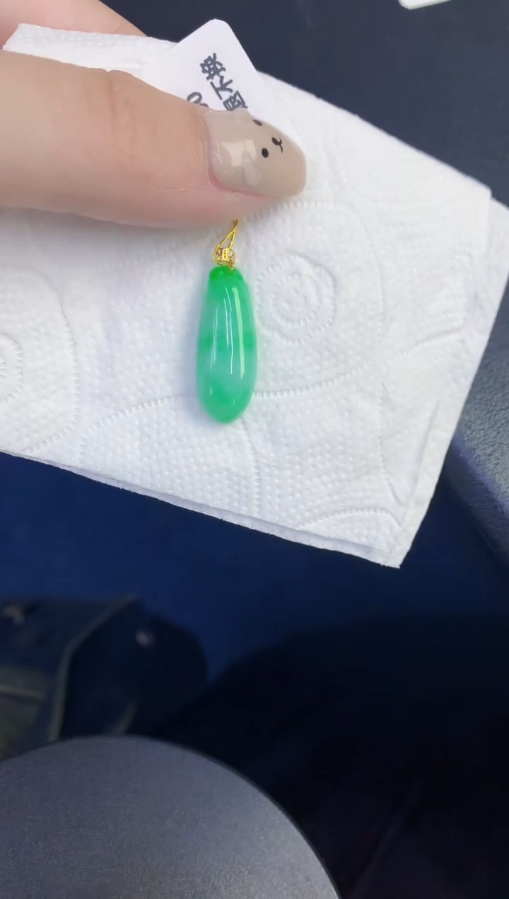 颈饰18K金镶嵌翡翠缅甸天然翡翠A货