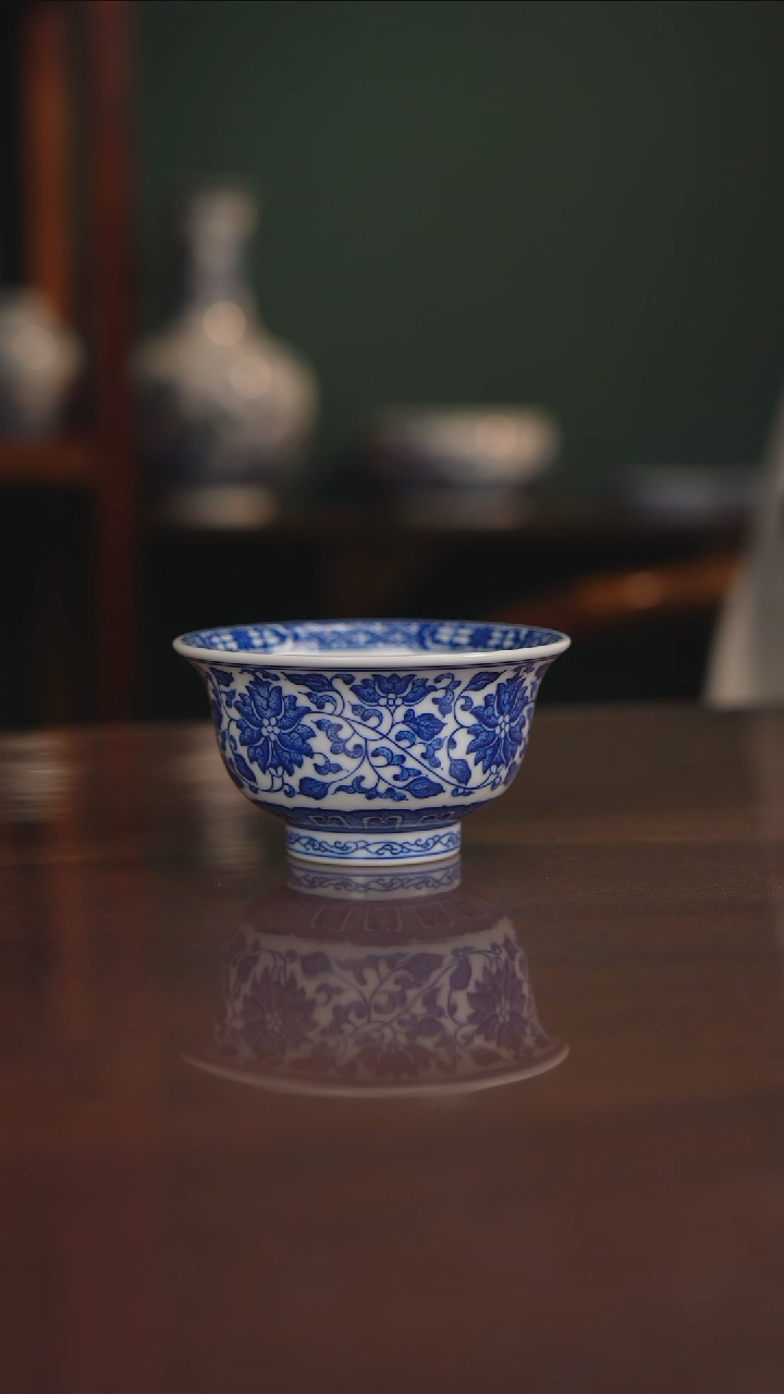 晓月柴窑 缠枝压手杯