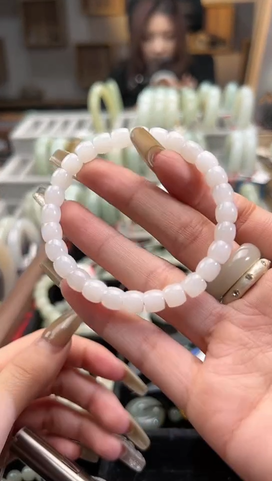 【闪购商品】和田玉手串未镶嵌青海料白玉直切手串卡6*7