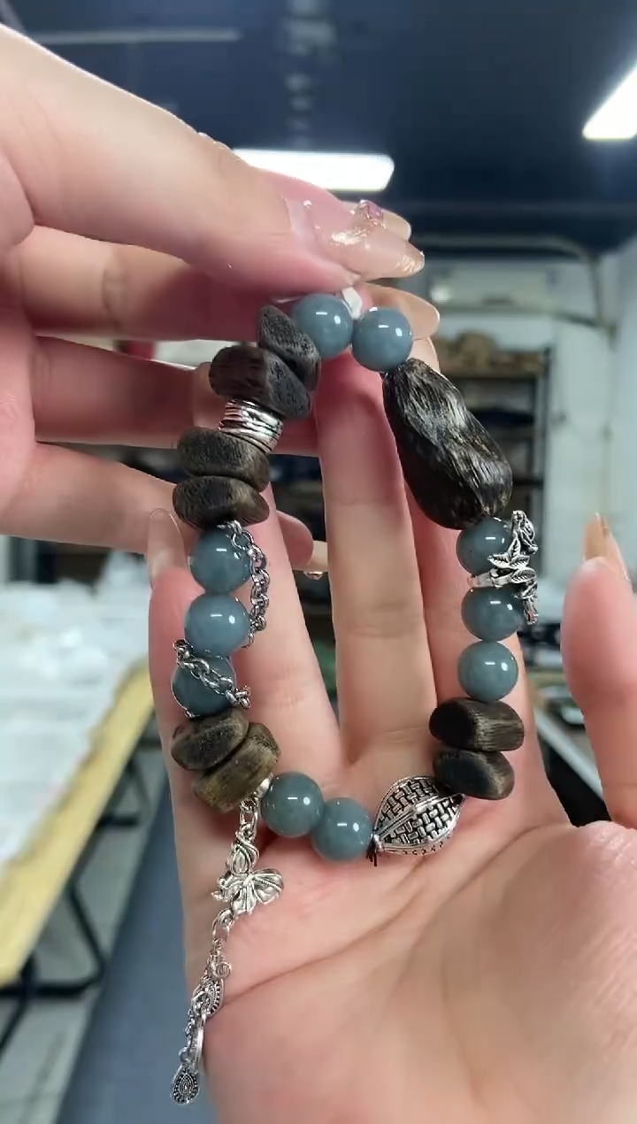 【闪购商品】翡翠手串未镶嵌多样性发其一颜色微差