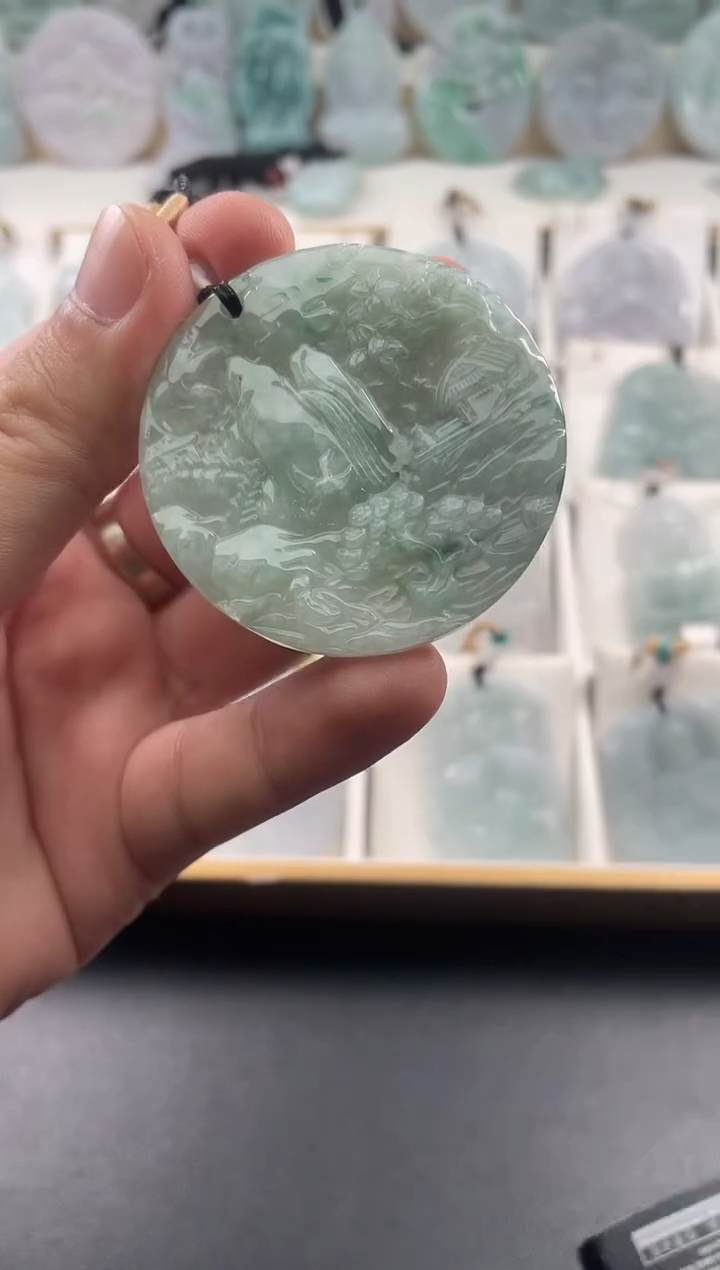 颈饰未镶嵌翡翠25/11/9/.429