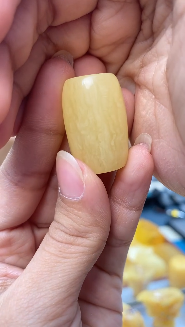 【闪购商品】蜜蜡裸石未镶嵌天然琥珀蜜蜡桶珠