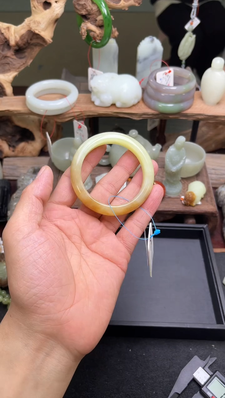 和田玉未镶嵌手镯若羌黄玉手镯54圈9007344