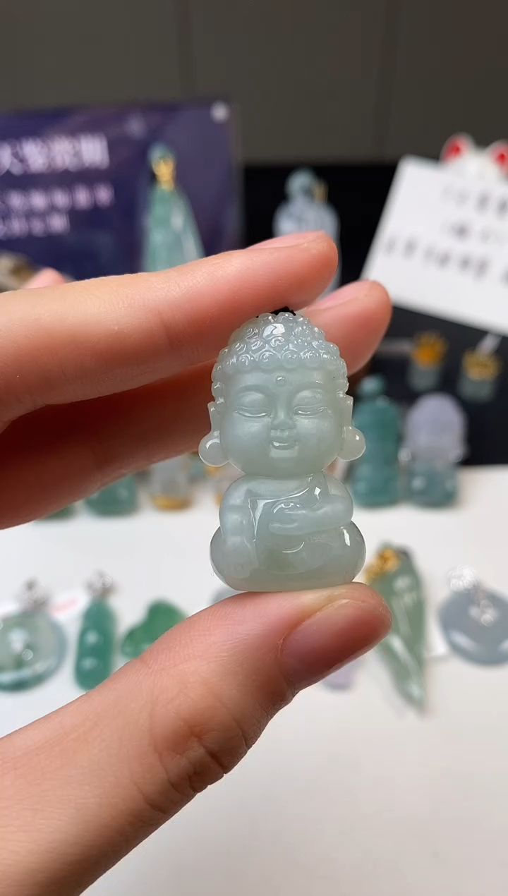 【闪购商品】翡翠吊坠(不含链)未镶嵌宝宝佛