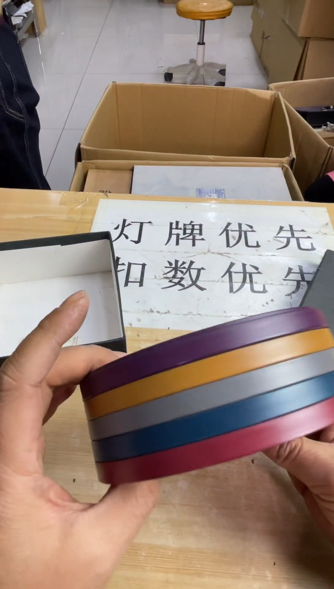 颜色不同，默认微瑕，no退no换，介意勿拍