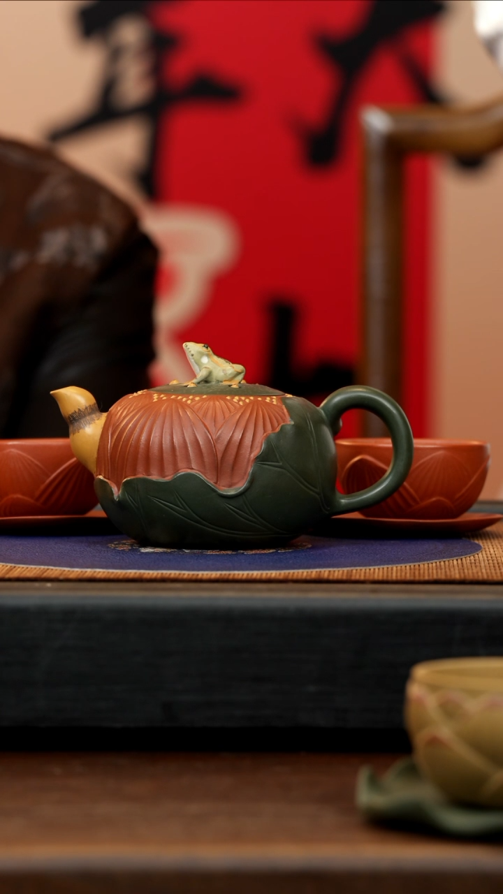 【闪购商品】紫砂茶壶GJF 红清水 荷塘月色 400cc