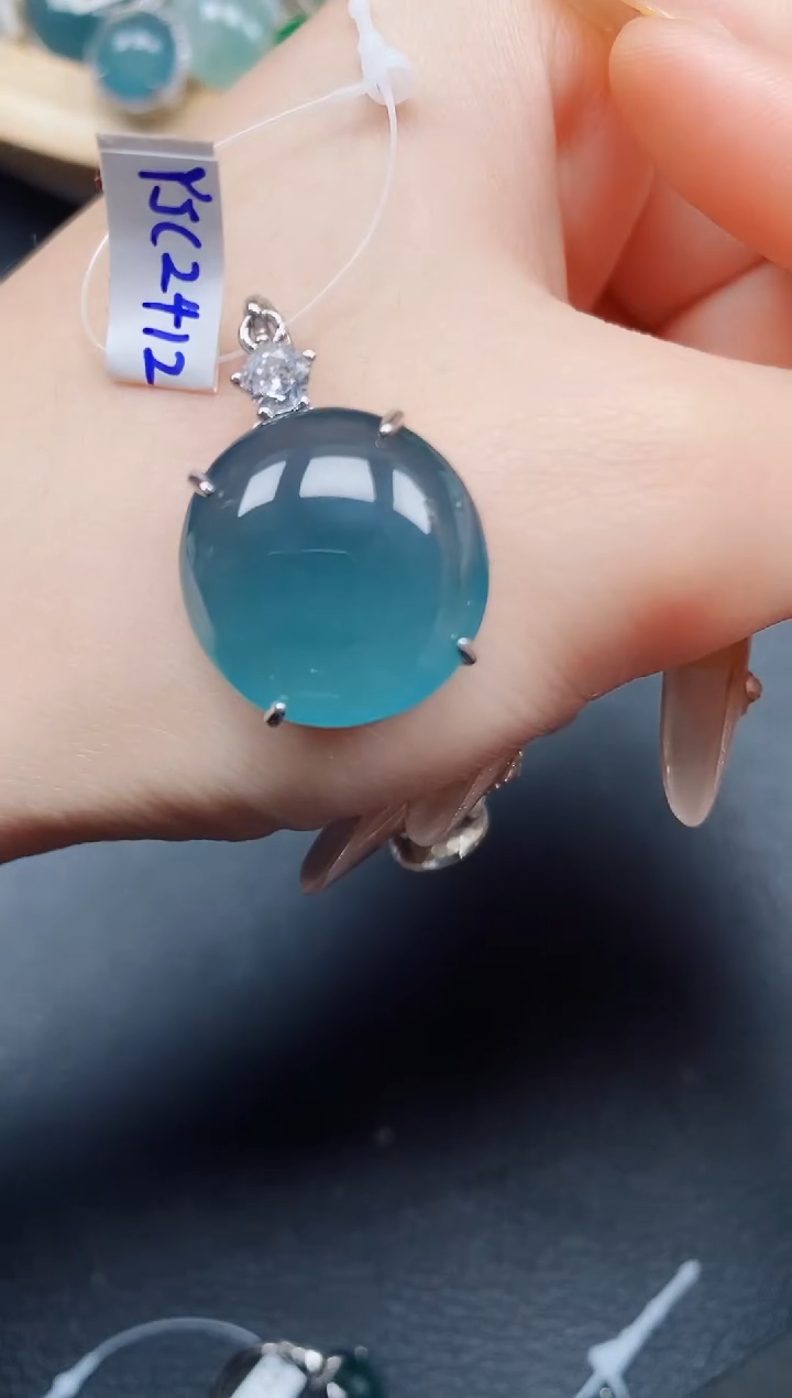 【闪购商品】翡翠颈饰银S925镶嵌翡翠