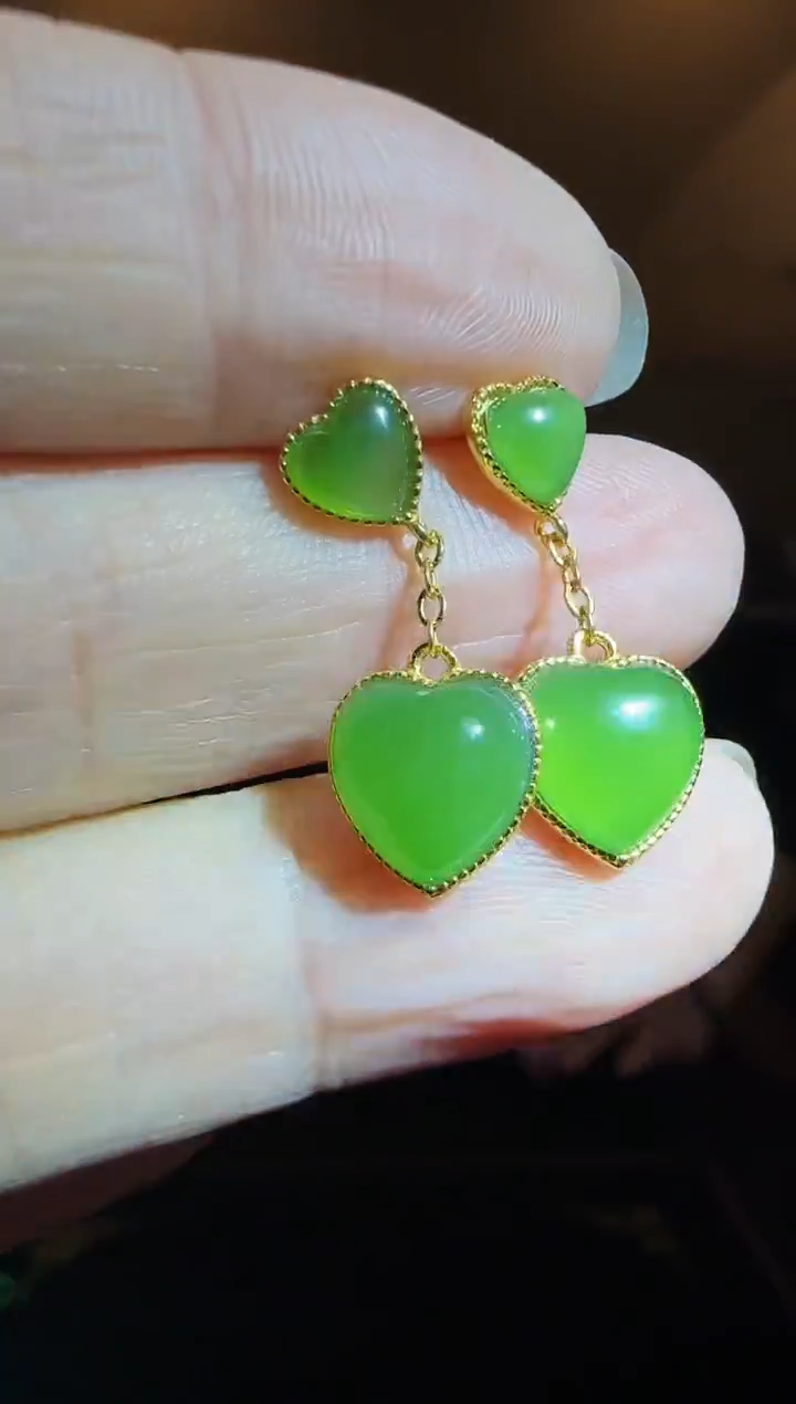 银S925镶嵌和田玉耳饰双爱心
