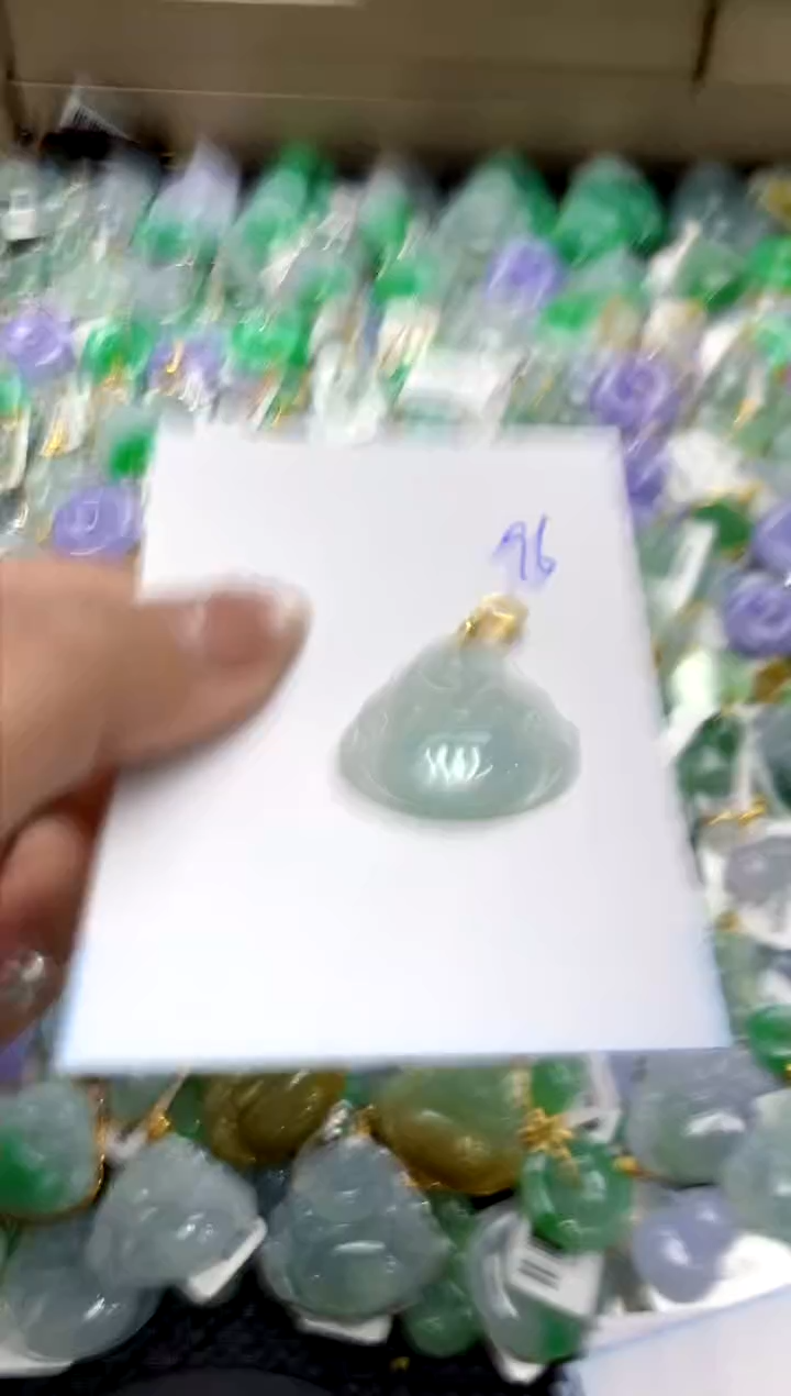 【闪购商品】翡翠颈饰合金111111111